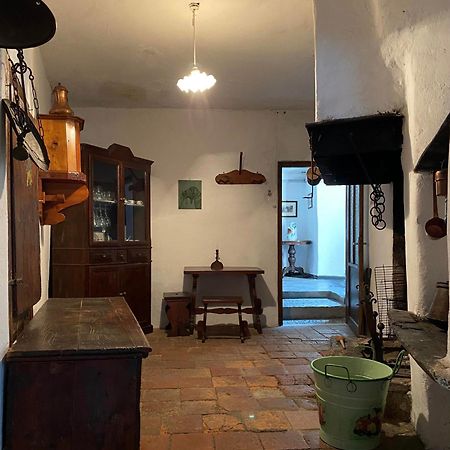 Casa Nel Centro Storico Di Borno Villa ภายนอก รูปภาพ