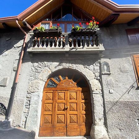 Casa Nel Centro Storico Di Borno Villa ภายนอก รูปภาพ