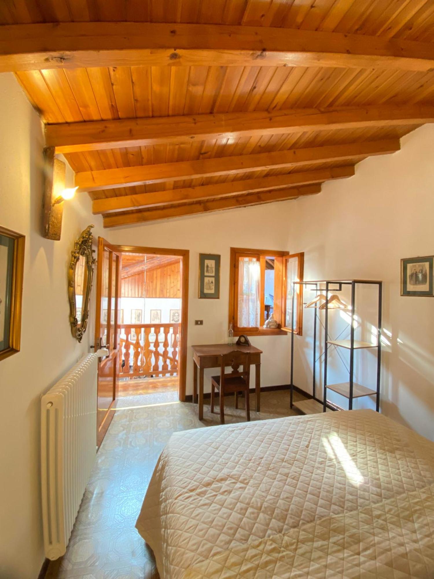 Casa Nel Centro Storico Di Borno Villa ภายนอก รูปภาพ