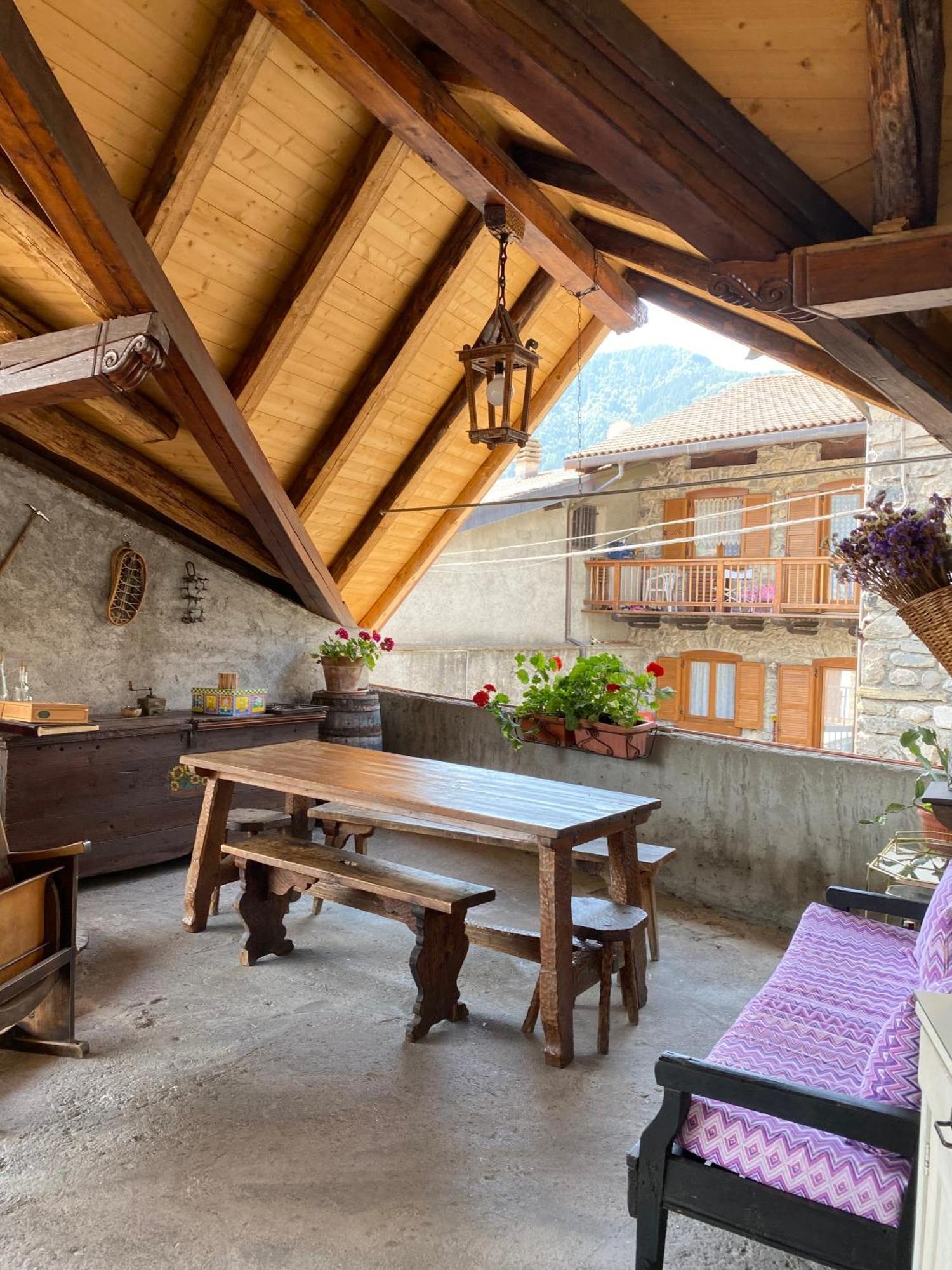 Casa Nel Centro Storico Di Borno Villa ภายนอก รูปภาพ